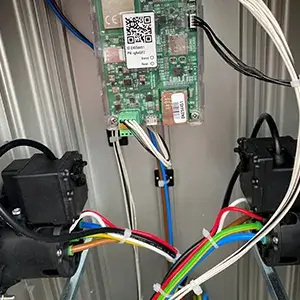 close up of wires
