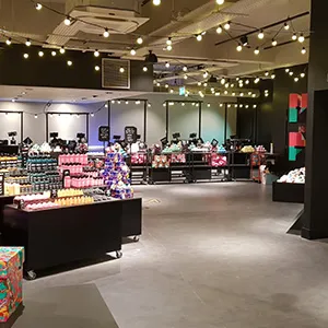 lush store